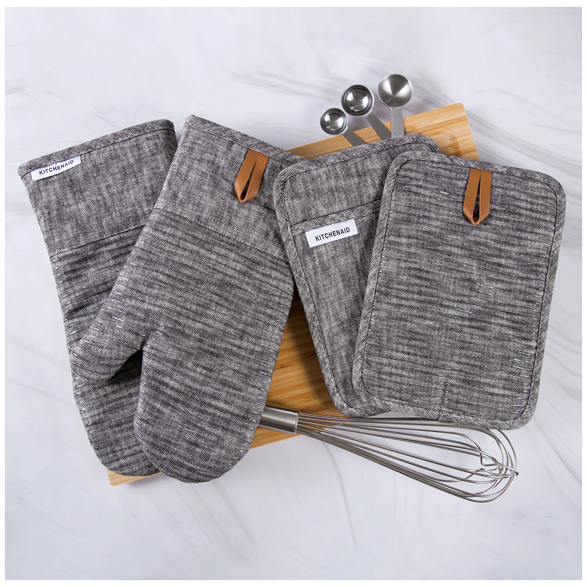 KitchenAid Pot Holder and Oven Mitt 4pc Black