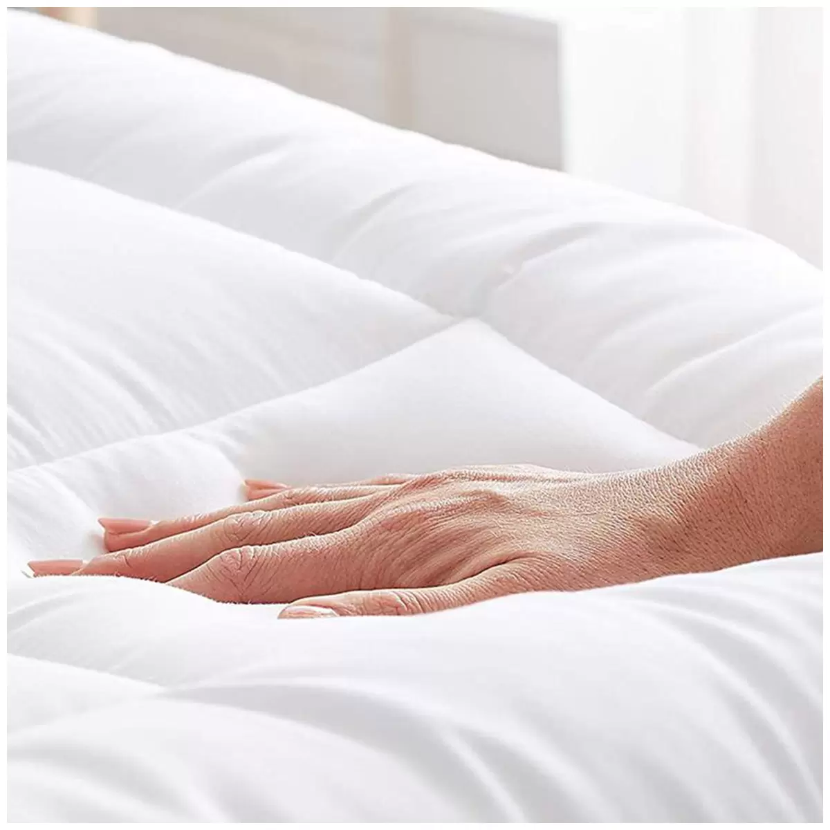 Kingtex Shangri-La Hotel Quality Cooling 5Star Bamboo Mattress Topper Queen White