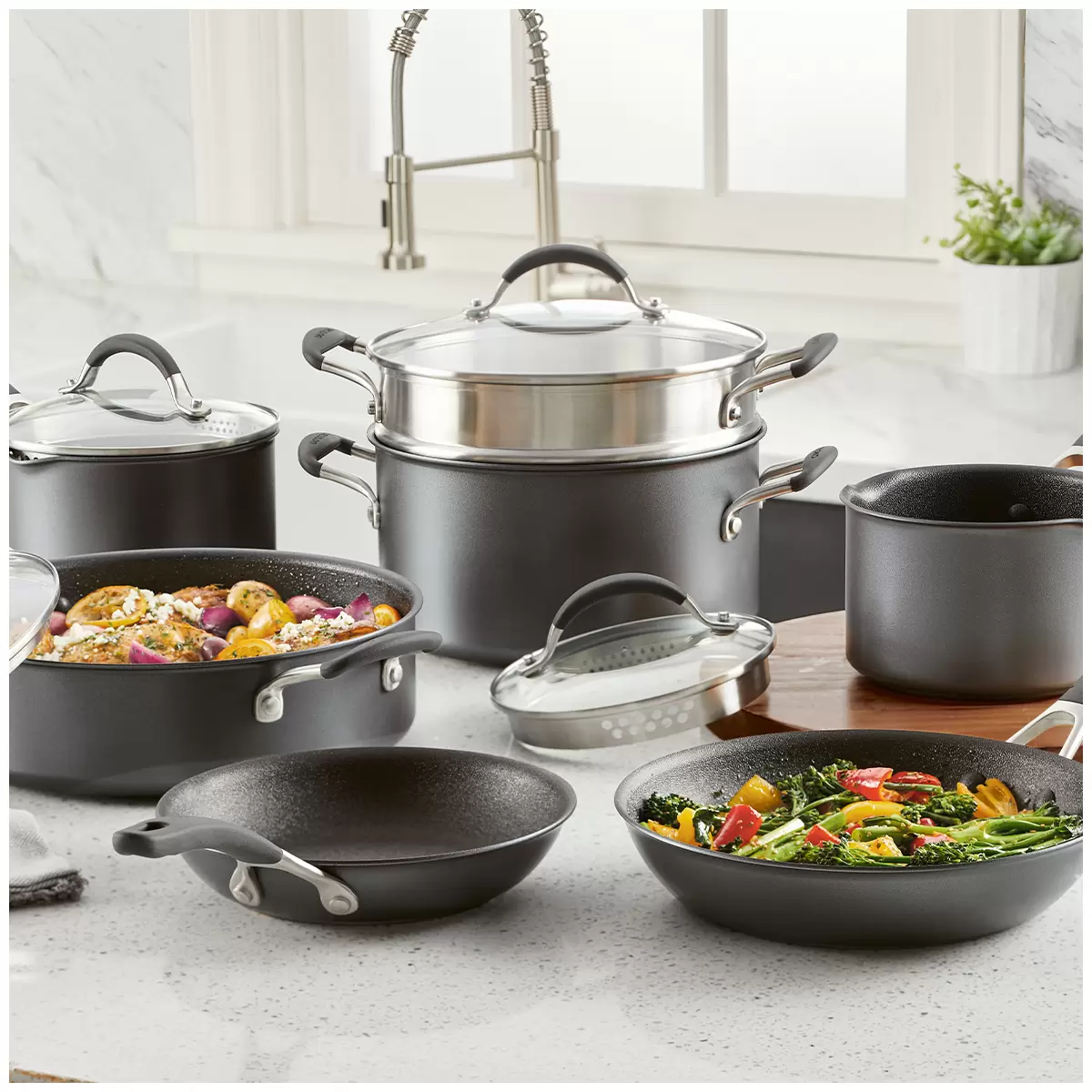 Circulon Scratchdefense Non-Stick Cookware 11 Piece Set