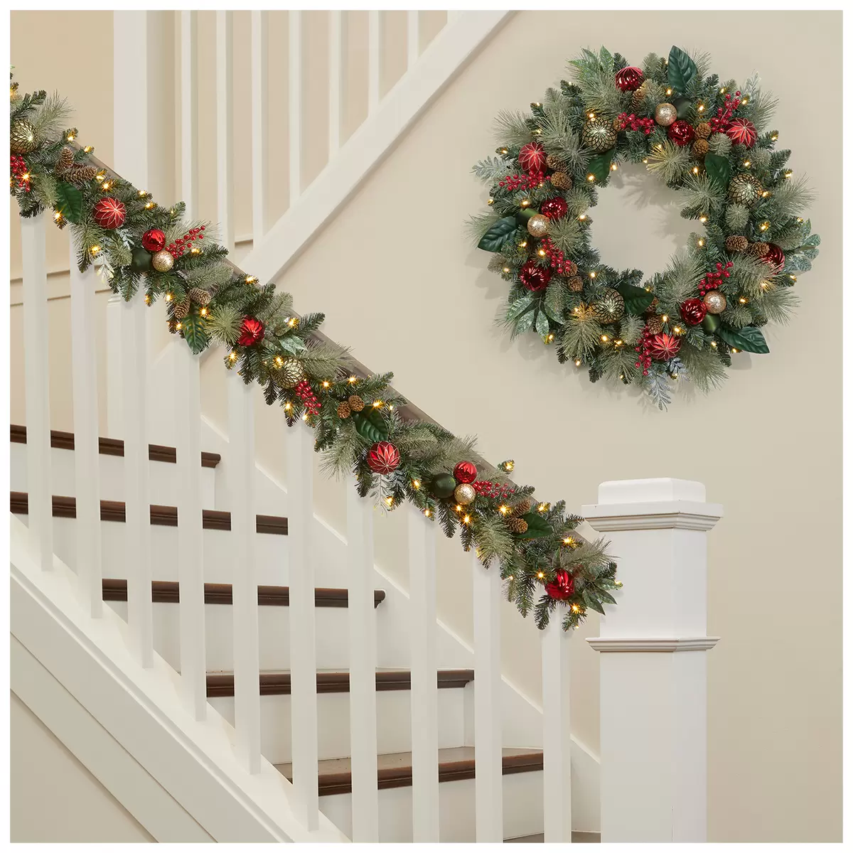 Pre-Lit Decorated Garland RedGold 2.74M