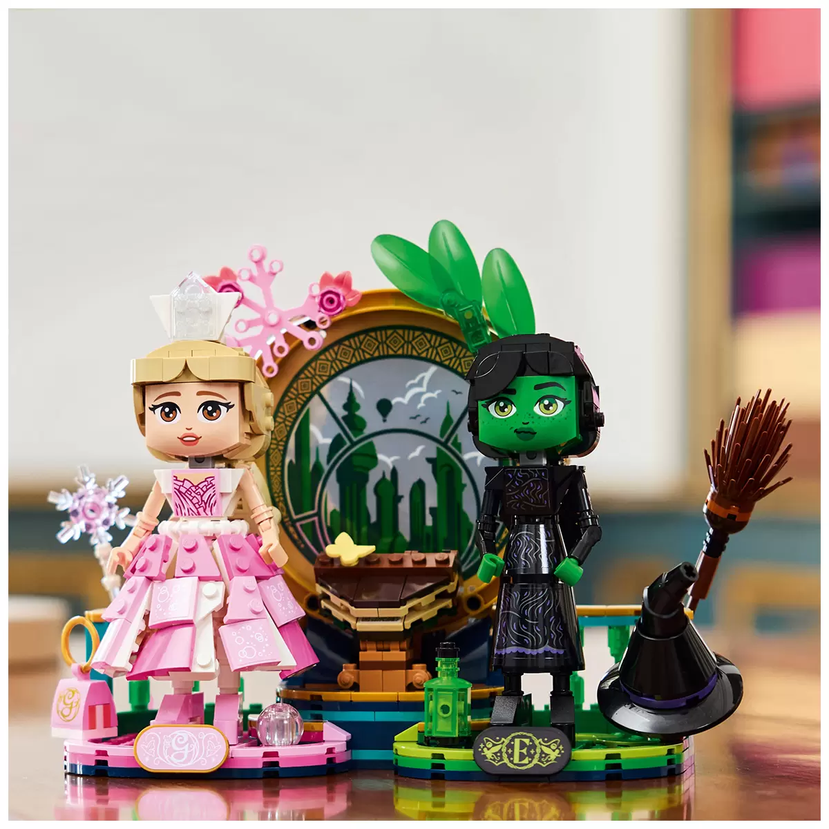 LEGO Wicked Elphaba & Glinda Figures Fantasy Toy Construction Playset 75682